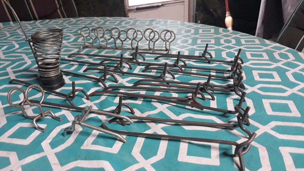 22 Pcs Pegboard Assortment