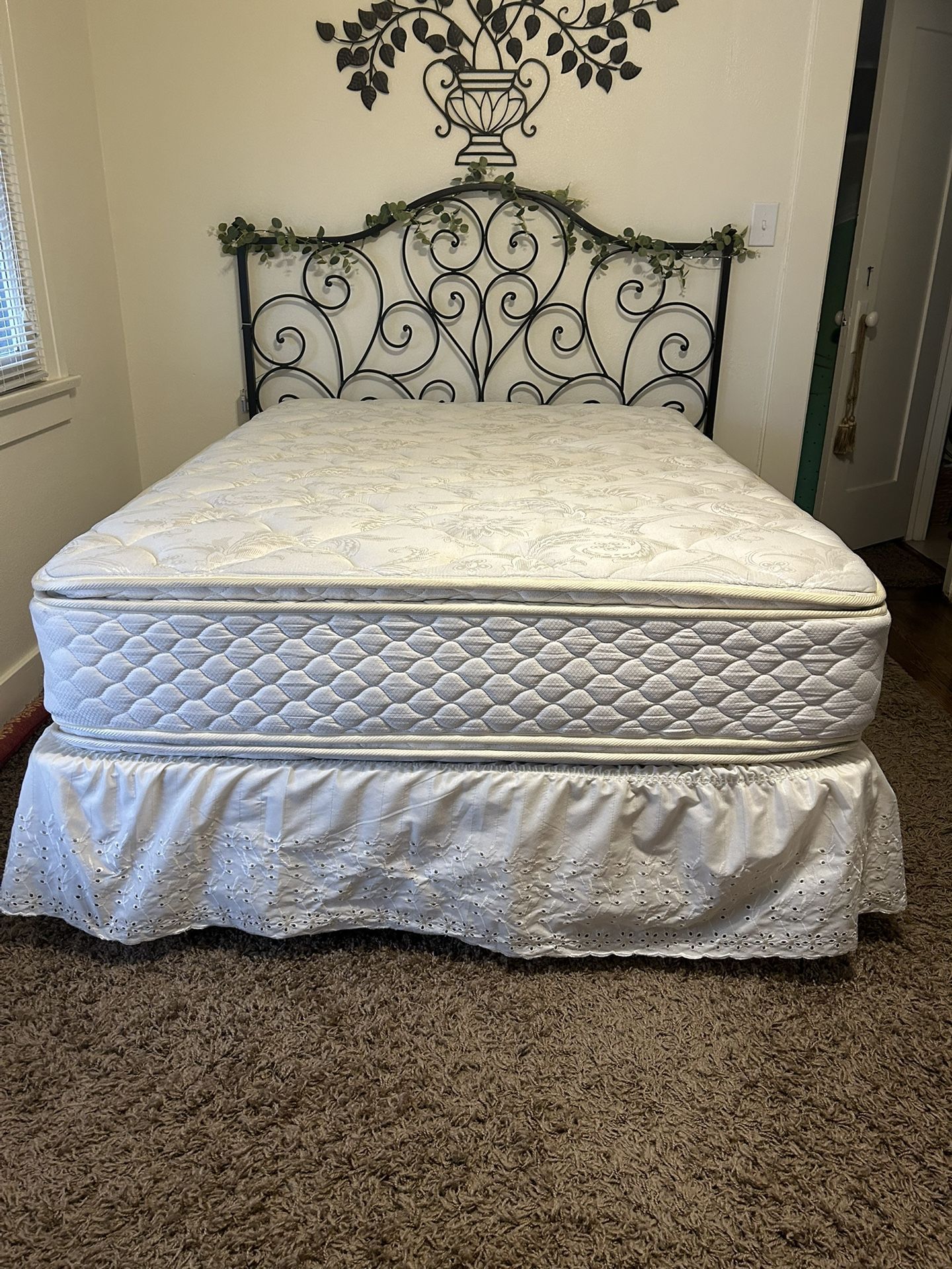 Iron Headboard Box Spring And Frame + Box Spring For Full Or Queen Bed