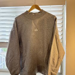Alo Yoga Limited Edition Sweatshirt 