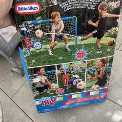 Little Tikes Soccer Net 