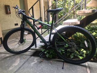 Schwinn Boundary mountain bike 29 inch like new i buy it 3