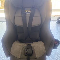 Nuna Rava Car Seat