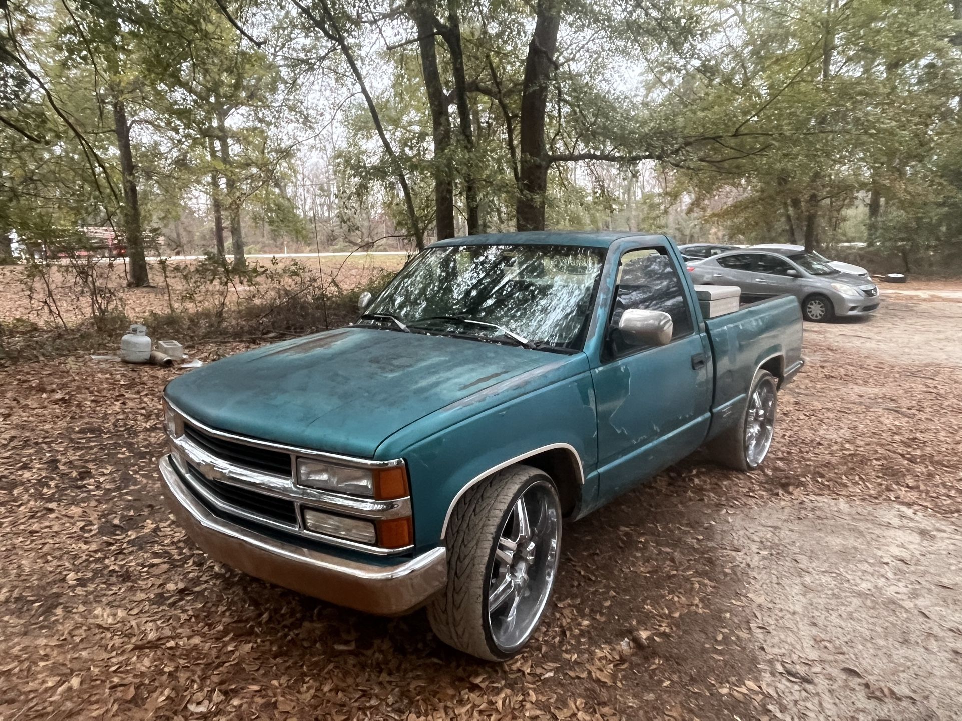 93 Chevy Short Bed 5.7 V8 Runs And Drive Great