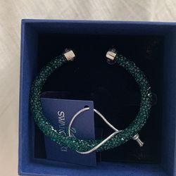 Swarovski  Cuff Emerald Bracelet 