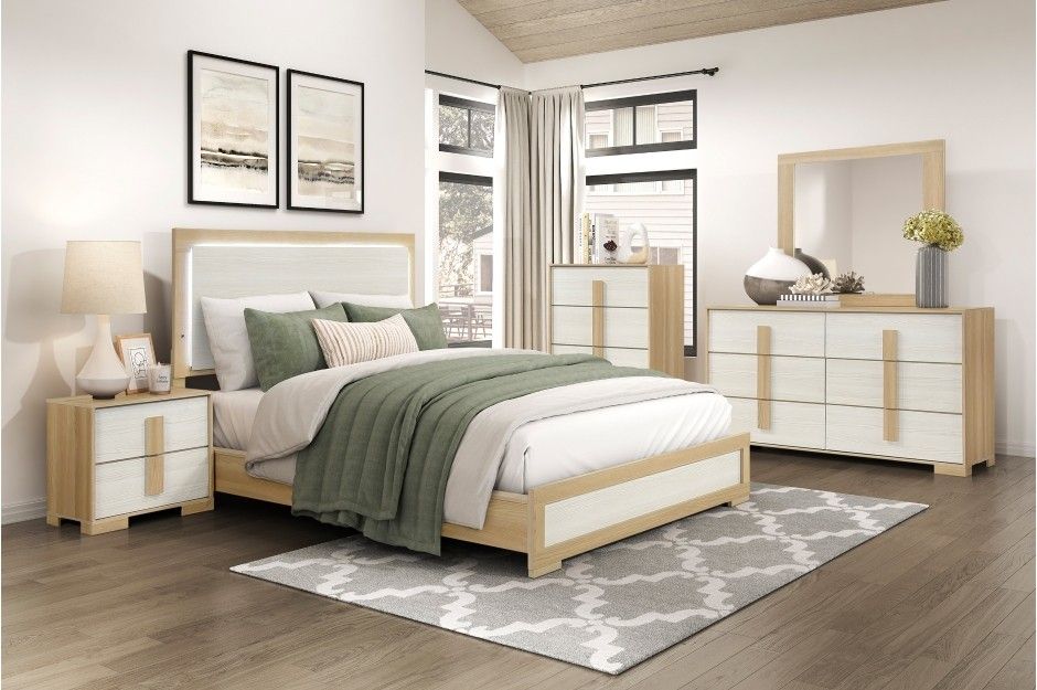 Natural Wood And pure White 4 Piece Bedroom Set