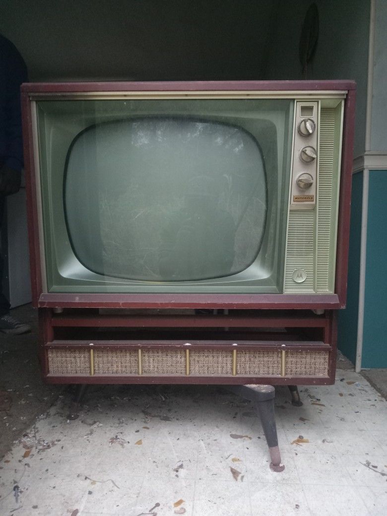 Motorola 1950 TV Black An White