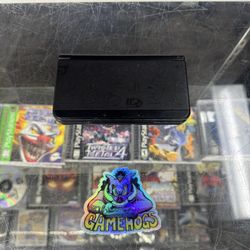 New Nintendo 3DS $300 Gamehogs 11am-7pm
