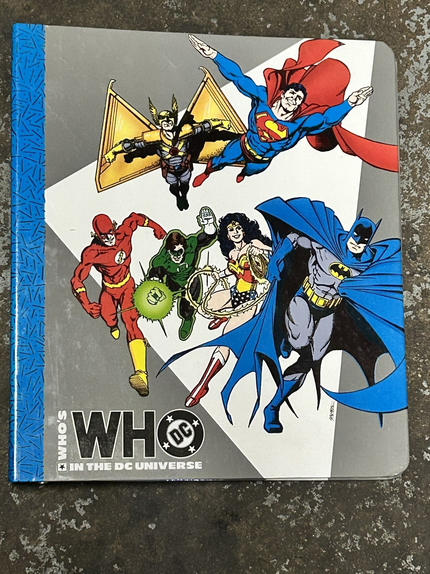 Vintage Original DC Comics 1990 Who's Who In The DC Universe DC Comics Superman / Batman & MORE… Empty Binder