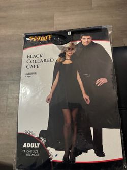 Spirit Halloween Black Collared Cape Adult / one size fits most