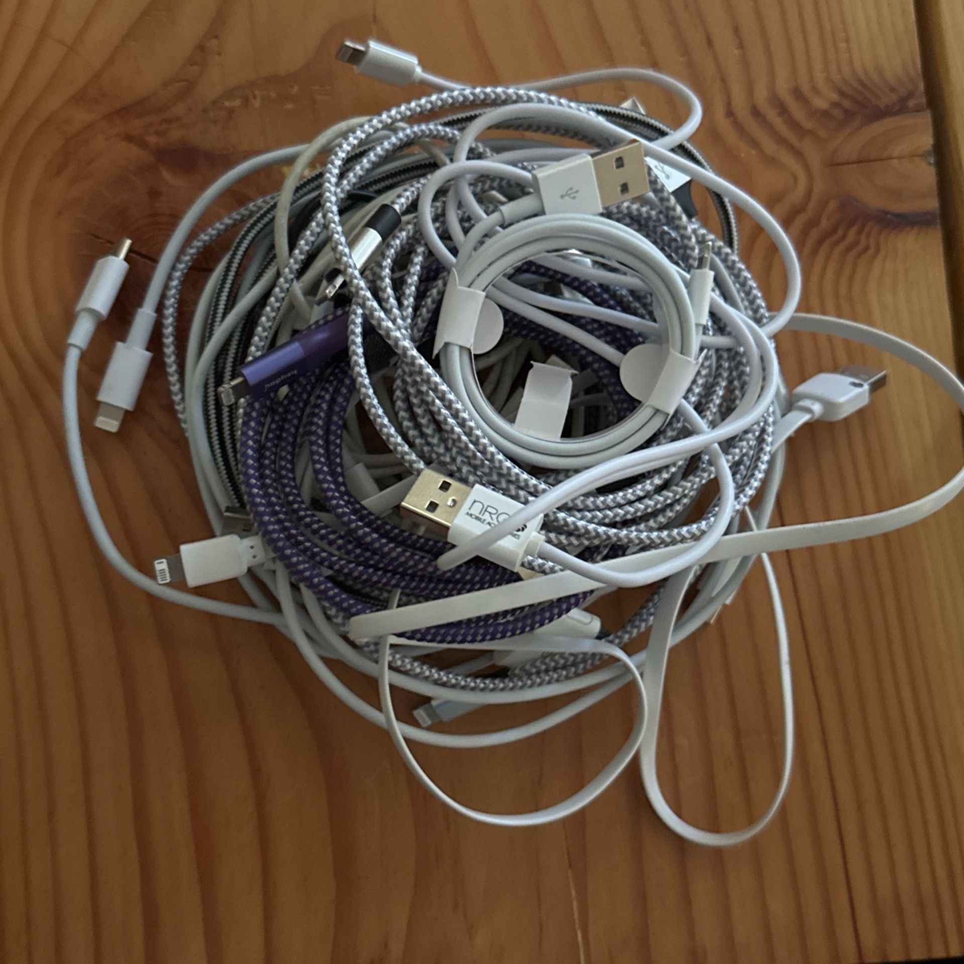 USB iPhone iPad Lightning Cable