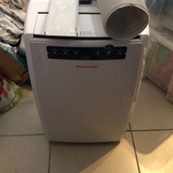 Honeywell Portable AC Unit 10K BTU