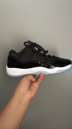 Jordan 11s