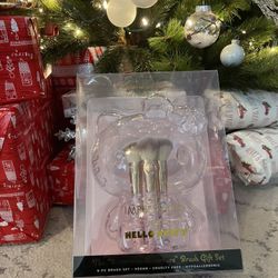Hello Kitty Brush Gift Set