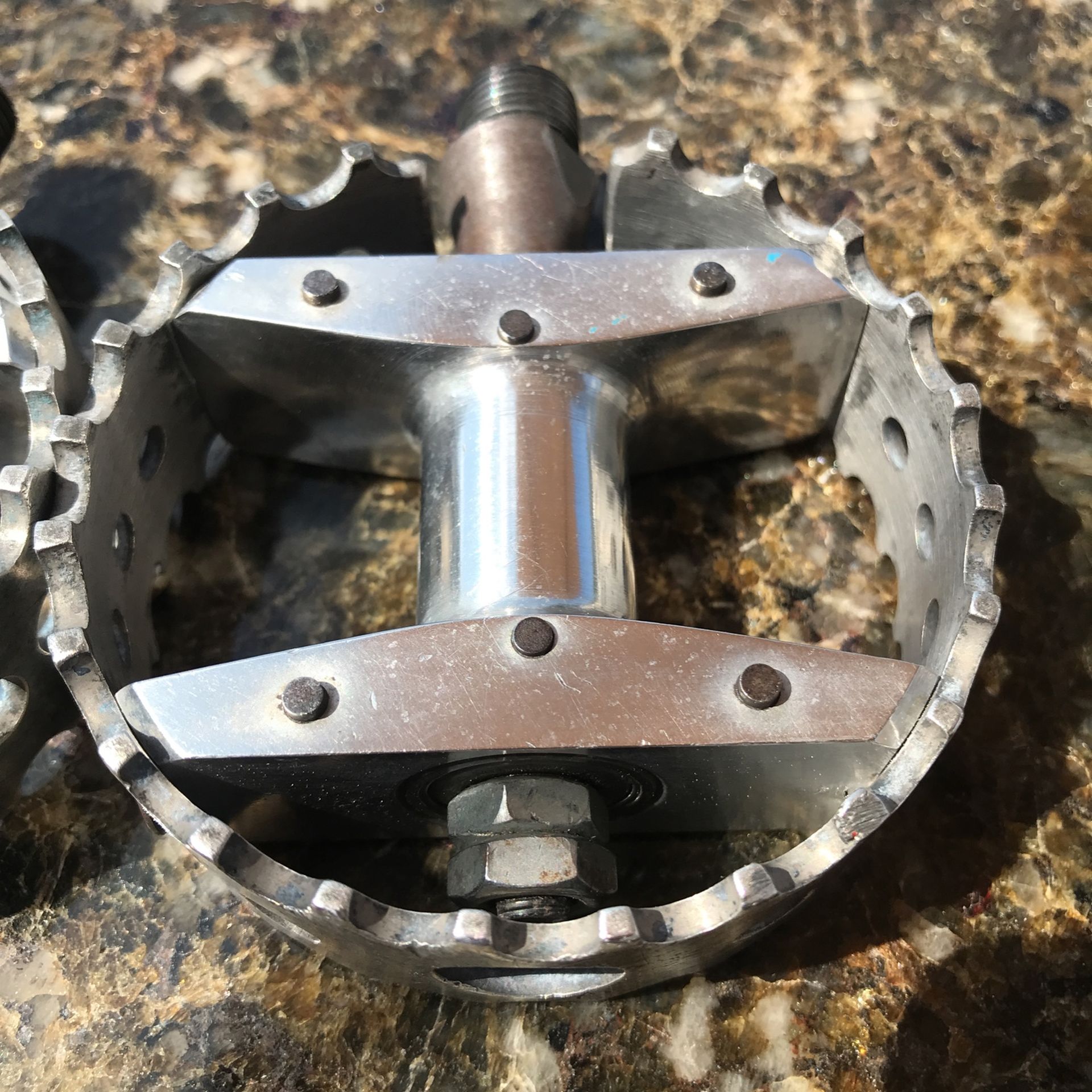Vintage BMX Mini Bear Claw Pedals 9 16 Bear Trap Hutch Bullseye Crupi Basset Primo Don t Know Pit Bike 1st Gen Whittier CA for Sale in Whittier CA OfferUp