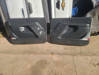 1999 To 2002 SILVERADO sierra Front Door Panels /