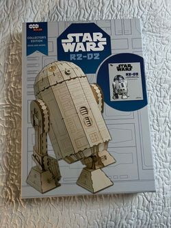 Star Wars R2-D2 IncrediBuilds Collector's Edition Book and Model