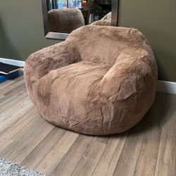 2 XL Teddy Bear Chairs