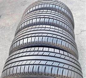 Set 235/55-20 Michelin con el 80% de vida