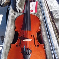 Yamaha Violin