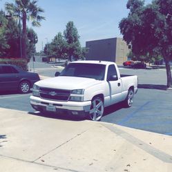 03-06 Silverado Front End 
