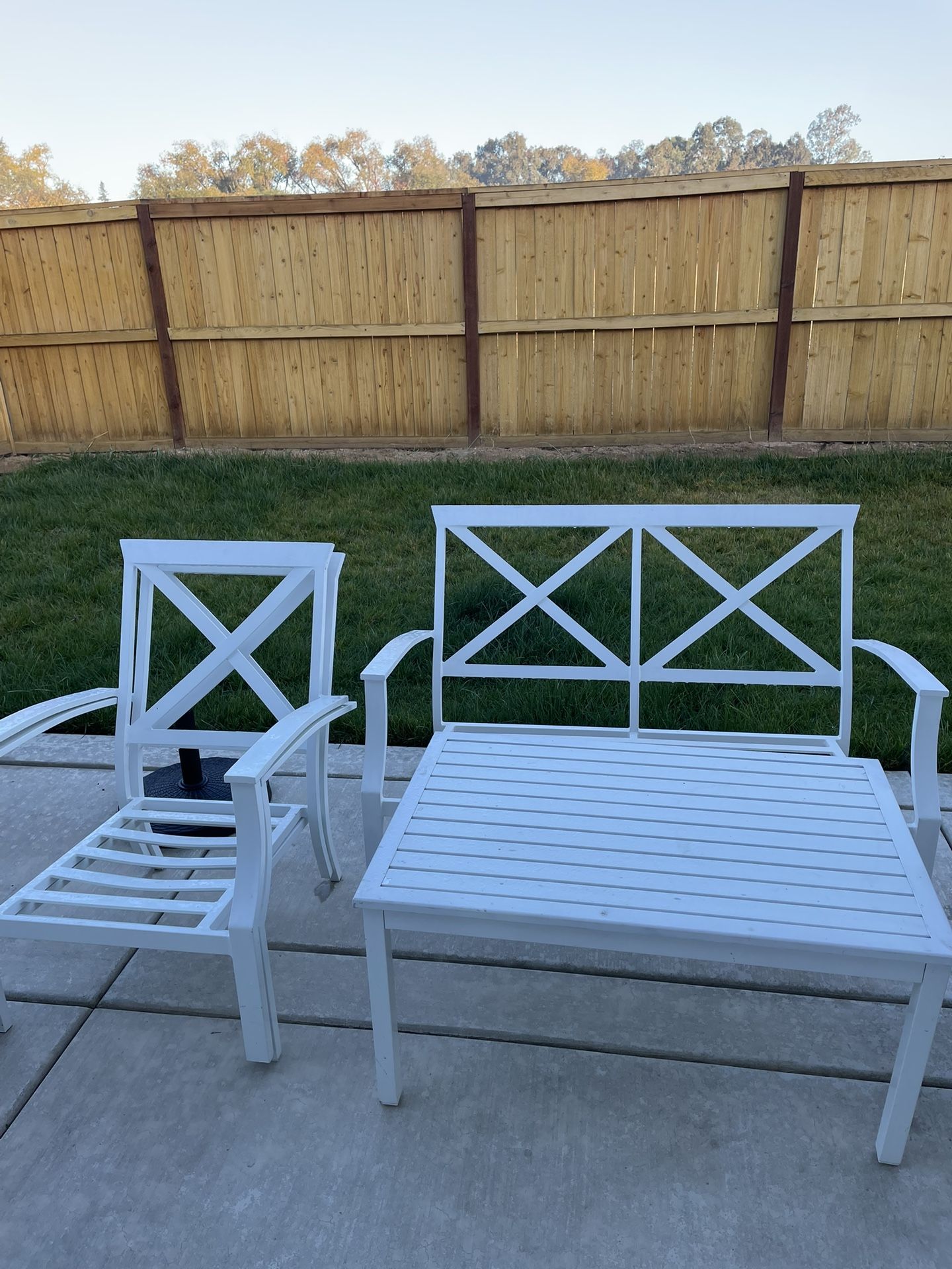 White Patio Furniture Set