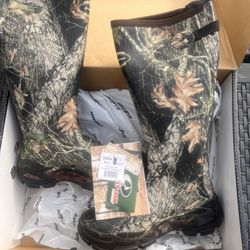 Camo Boots