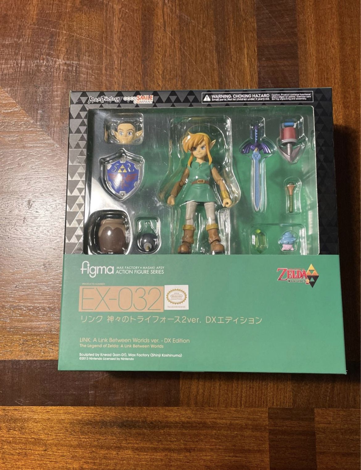  Max Factory The Legend of Zelda: A Link Between Worlds: Link  Figma Action Figure : Toys & Games