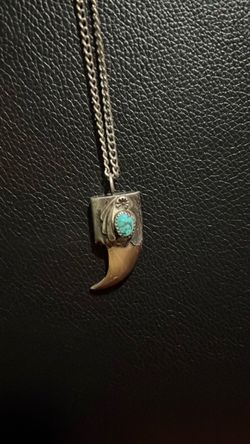 Vintage Native Style Sterling Silver Necklace With Claw
