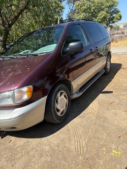 2000 Toyota sienna