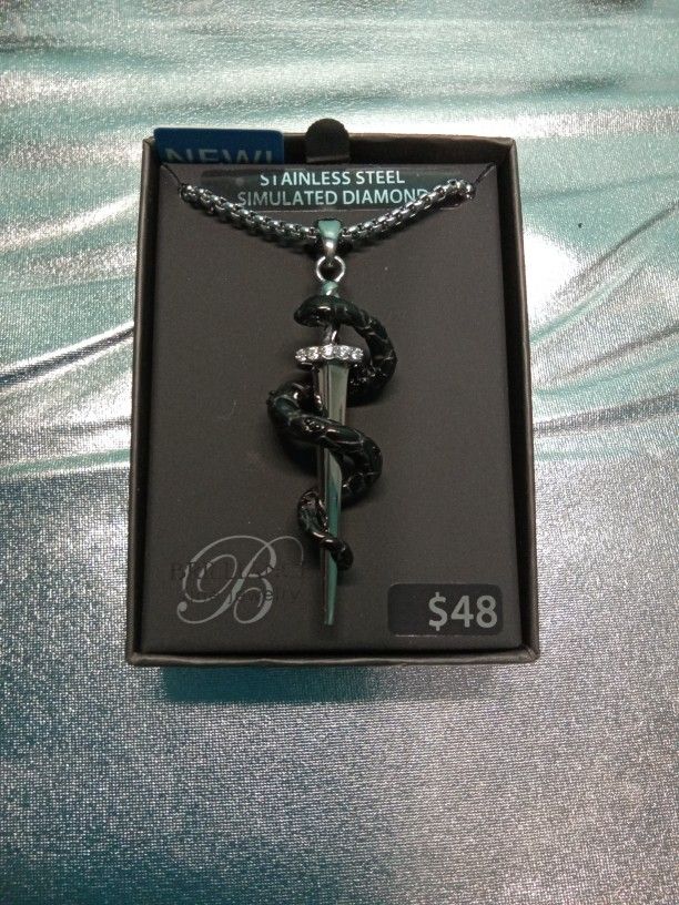 Mens Snake And Dager Necklace