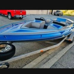 1990 Commander 21 Ft Boat Open Bow 