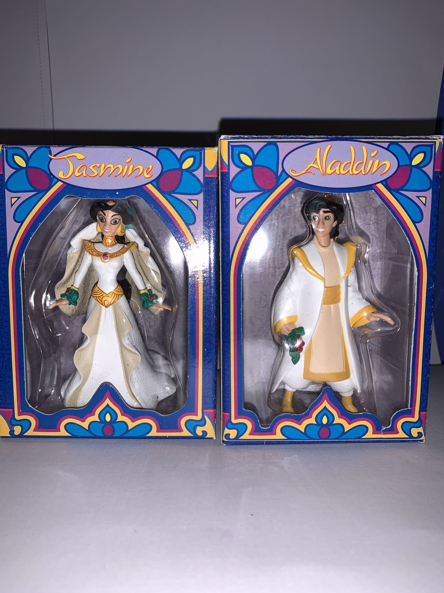 Disney Christmas Magic Aladdin and Jasmine Ornament
