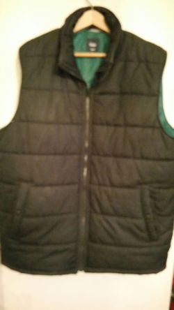 GAP Men's down vest Size L