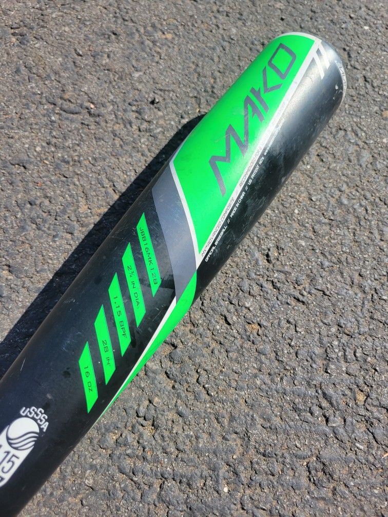 Easton Mako Baseball Bat