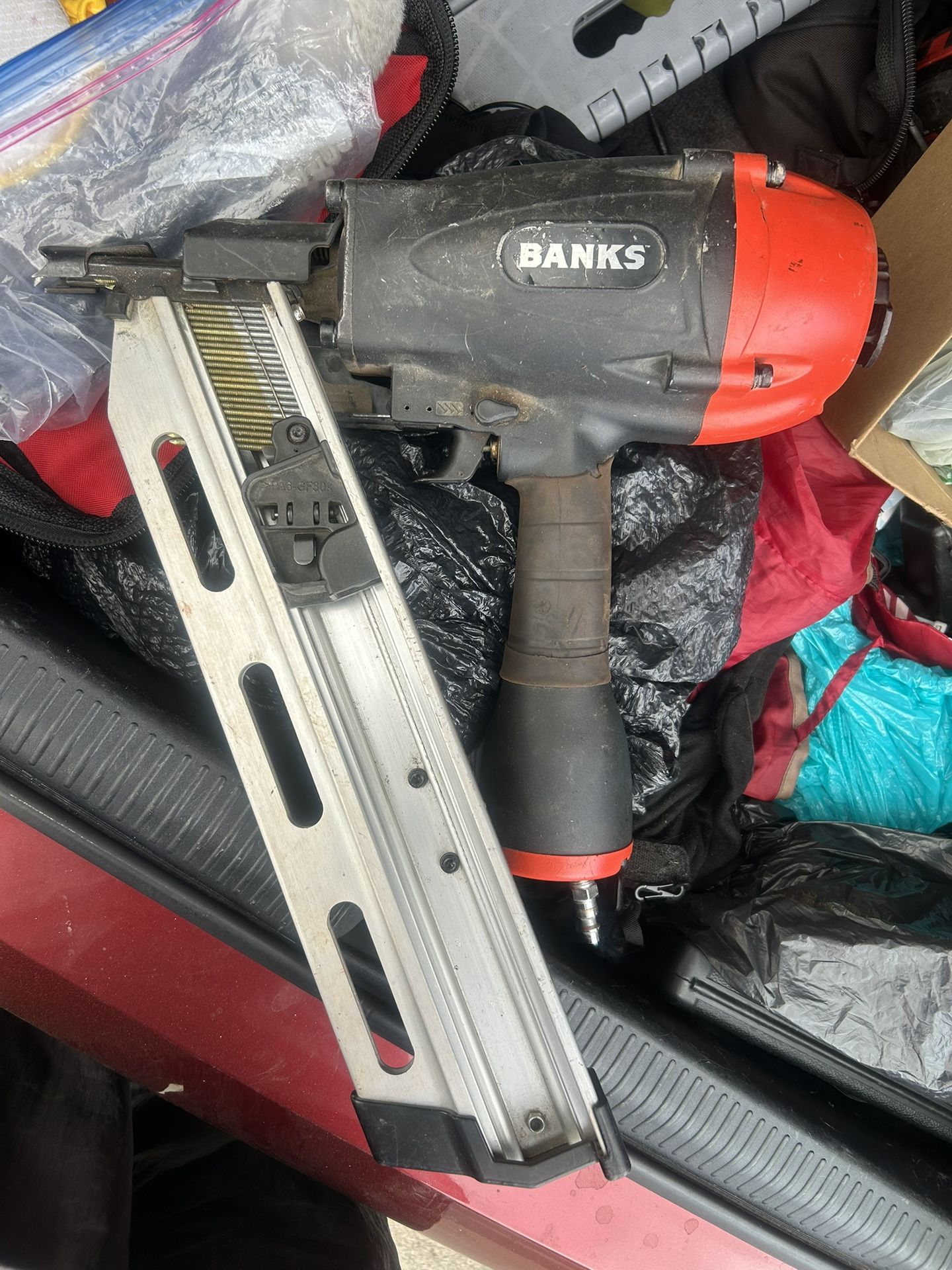 Banks 28” Full Or Clipped Head Framing Nailer