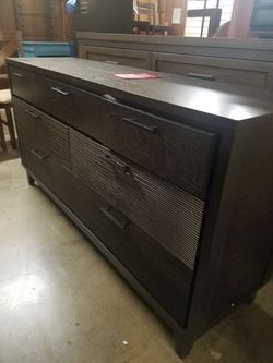 Wood dresser