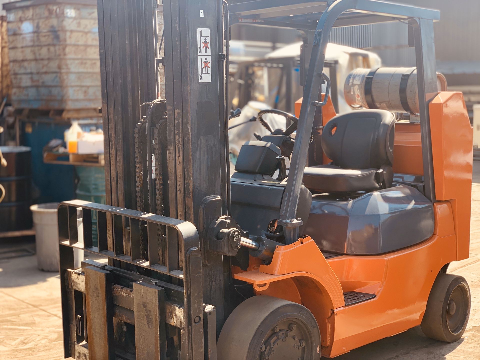 Toyota Forklift (7000 lbs Capacity)