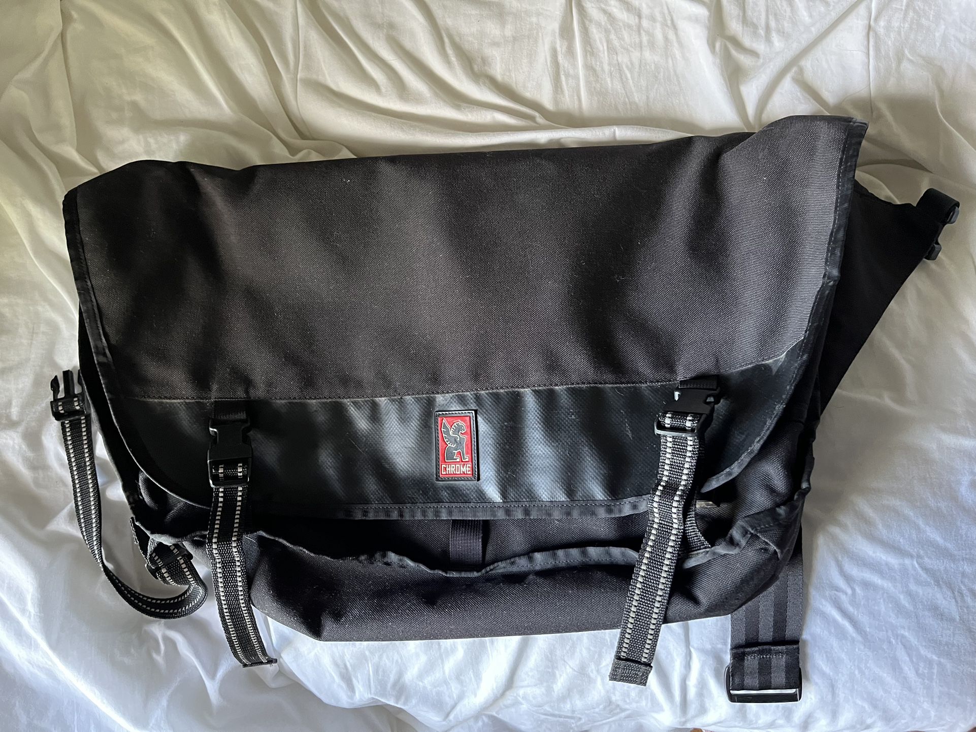Chrome Messenger Bag XL
