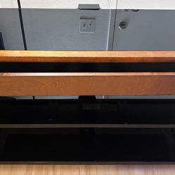 FREE TV STAND