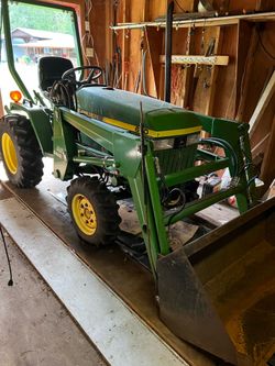 1994 John Deere 670 with 600 hrs