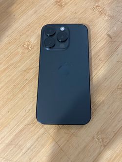 iPhone 15 Pro Unlocked 128gb black color