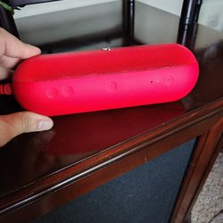 Beats Pill