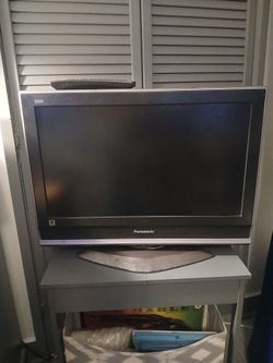 Panasonic Flat Screen W/Remote