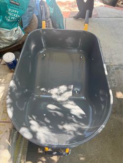 wheelbarrow brand new