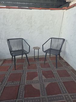 Aluminum lawn chairs