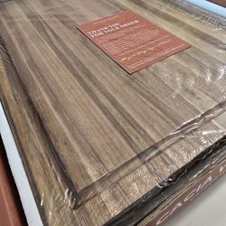 Saffron & Sage Extra Large 23" x 17" × 1.5" Acacia Cutting Board