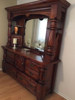 Bedroom set 4 piece pine