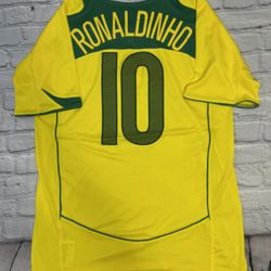 Brasil 2004 Home Jersey Ronaldinho/10 Size XL 