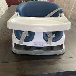 Infant booster Seat