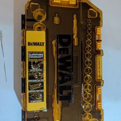 DEWALT 